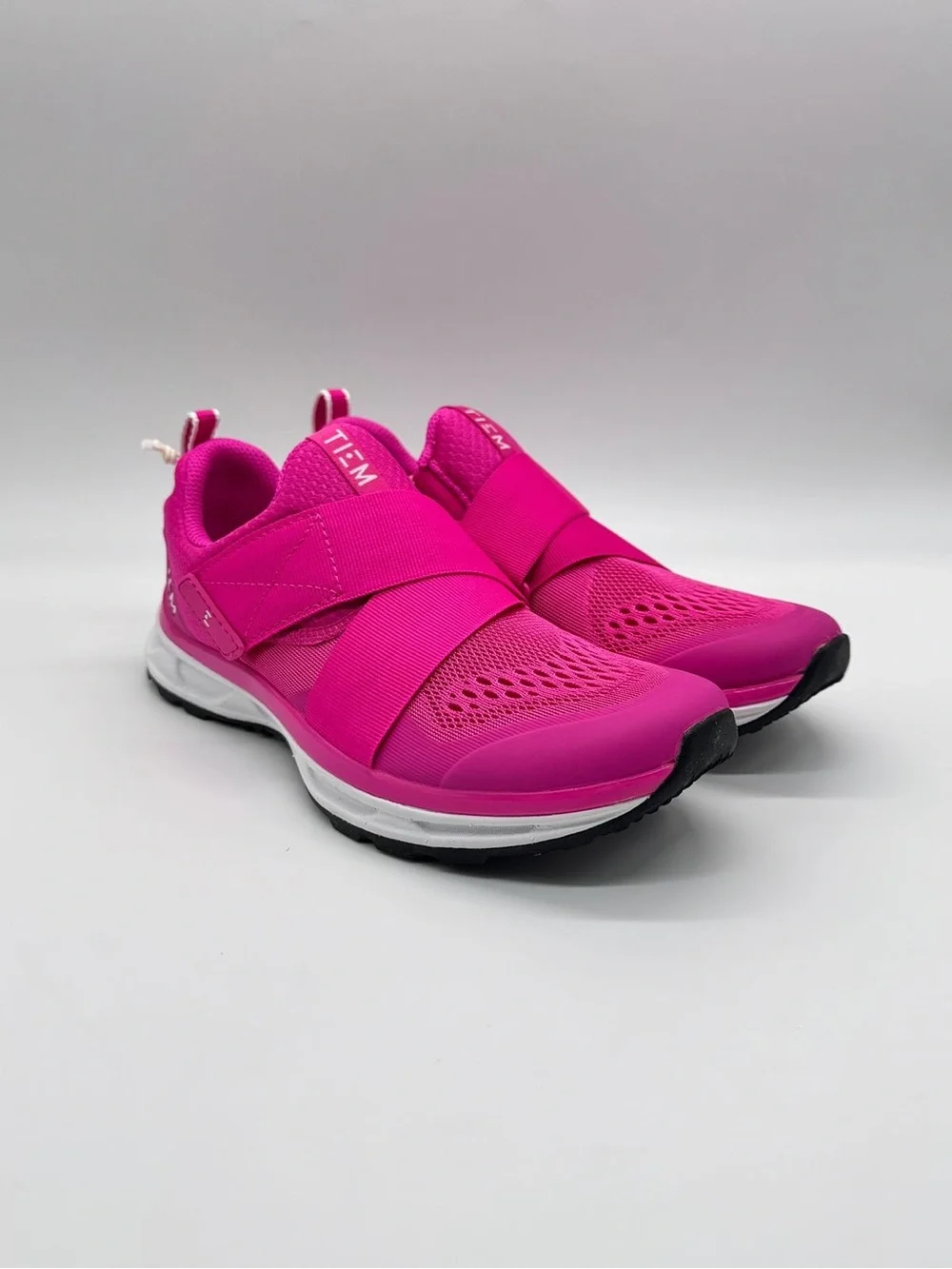TIEM Slipstream Triple Knockout Pink Cycling Shoes Size 6.5 NIB BCRF Spin New